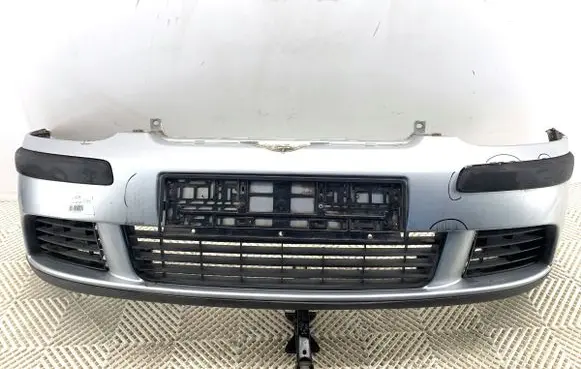 Volkswagen Golf V Front bumper