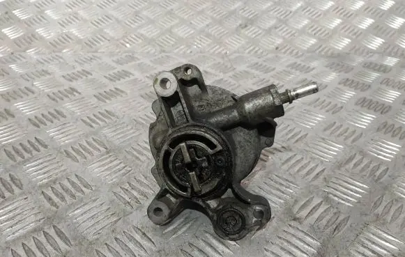 Volvo V50 Vacuum pump D1651B