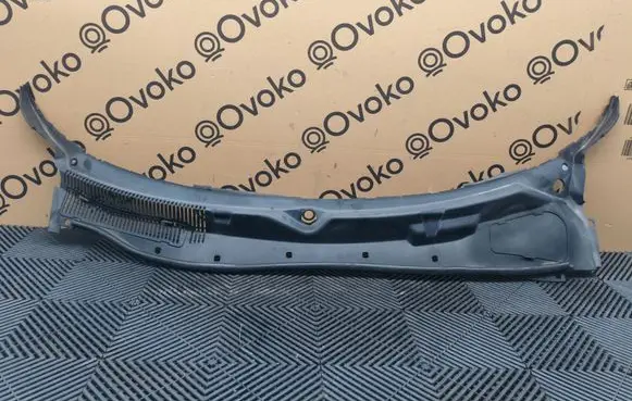 Dodge Challenger Wiper trim 31726P