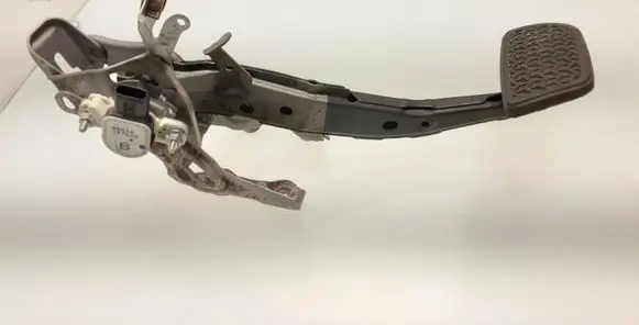 Lexus CT 200H Brake pedal 8951047050