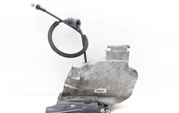 Volvo V50 Front door lock 30632849