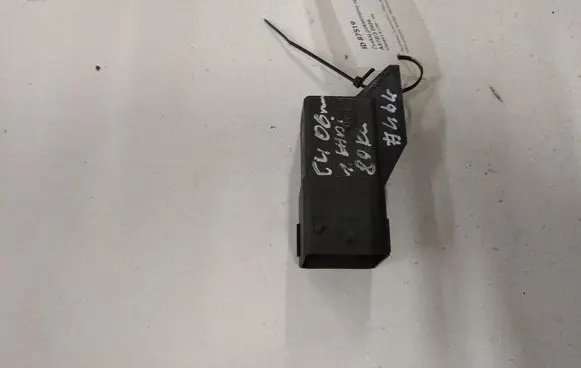 Citroen C4 I Glow plug pre-heat relay 51252002 9640469680
