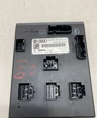 Audi A4 S4 B8 8K Comfort/convenience module 8K0907063DH F005V01211 08016001