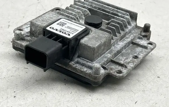Volvo V40 Distronic sensor radar 31451062 G2611 21248315