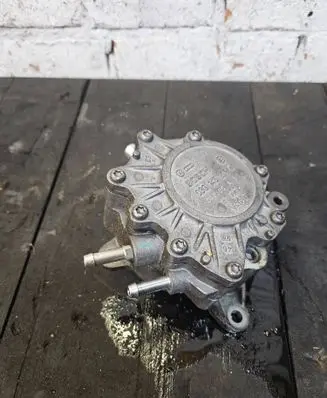 Audi A6 S6 C6 4F Vacuum pump 03G145209C 03G145209 V56D