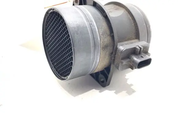 Volkswagen PASSAT B8 Mass air flow meter 0281002956