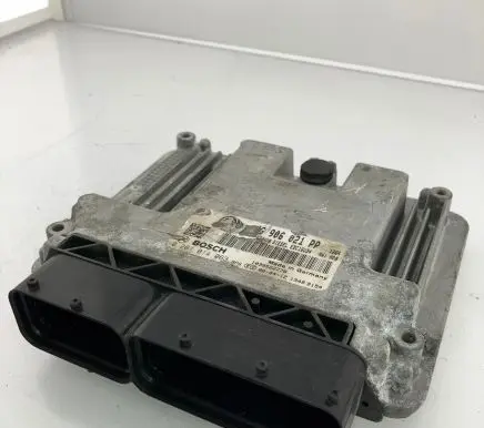 Volkswagen Touran I Engine control unit/module 03G906021PP 1039S22778 0281014063