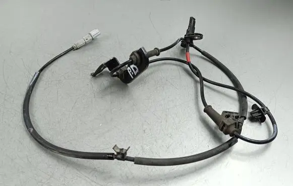 KIA Sorento IV ABS brake wheel speed sensor 58940P2100