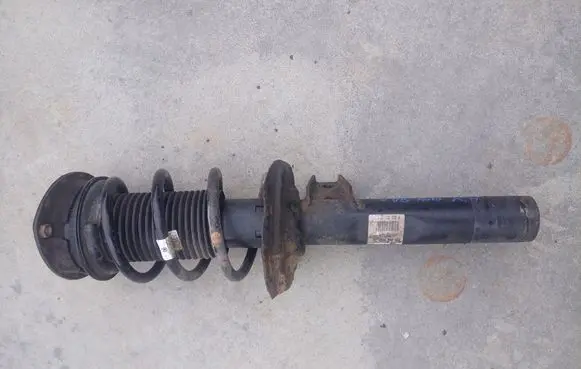 Audi TT TTS RS Mk3 8S Front shock absorber/damper 8S0413031A