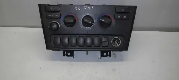Volvo XC70 Climate control unit A725