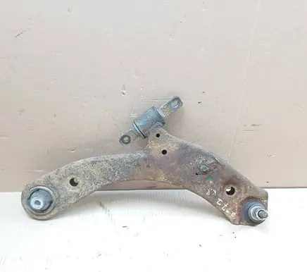 Suzuki Kizashi Front lower control arm/wishbone