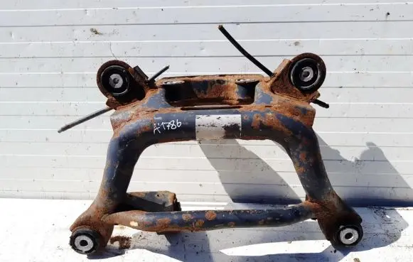 BMW X3 E83 Rear subframe 