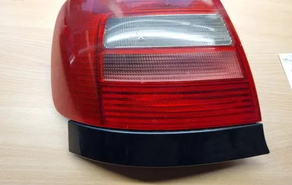 Audi A4 S4 B5 8D Rear/tail lights 8D0945095D
