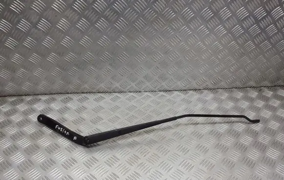 Ford Fusion Front wiper blade arm