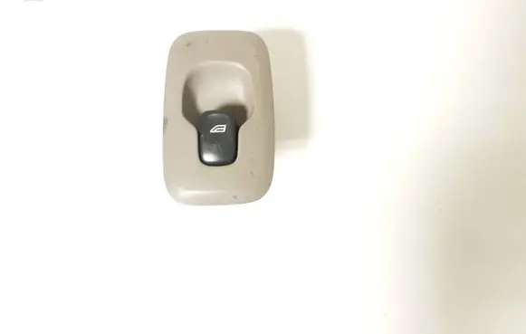 Volvo XC90 Electric window control switch 8685288