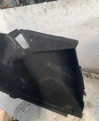 Mercedes-Benz E W211 Trunk/boot lower side trim panel 2116907653