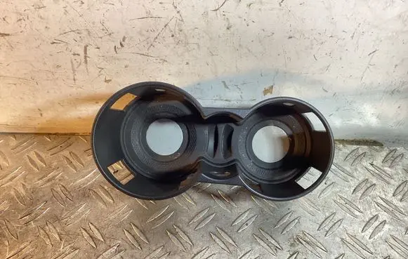 Mercedes-Benz GL X164 Cup holder 107844S08