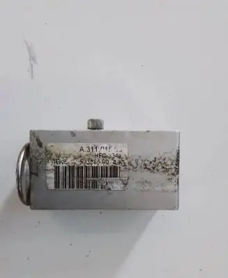 Air conditioning (A/C) expansion valve