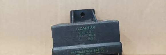 Peugeot 605 Glow plug pre-heat relay 9617240680 735063 CARTIER