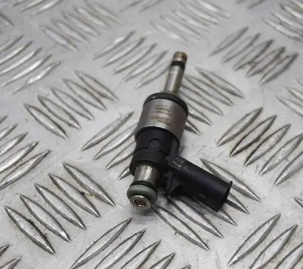 Hyundai i30 Fuel injector 9041080013 34602048