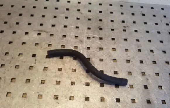 Renault Scenic I Breather hose/pipe 