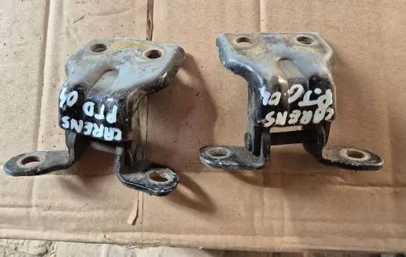 KIA Carens I Rear door hinge set 
