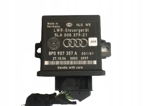 Audi A3 S3 8P Light module LCM 8P0907357A