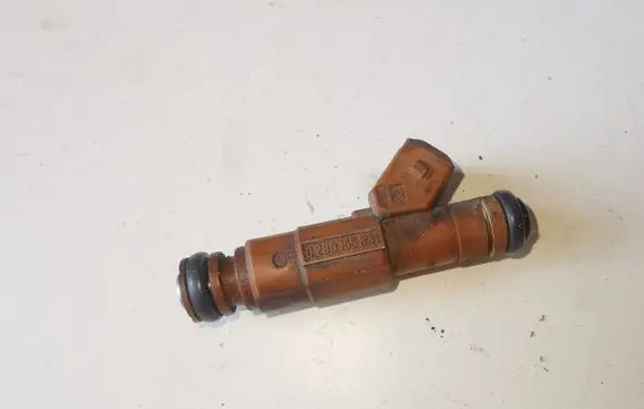 Volvo S80 Fuel injector 0280155831 9186340