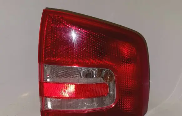 Skoda Octavia Mk2 (1Z) Rear/tail lights 1Z9945096 A140907
