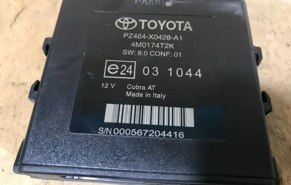 Toyota RAV 4 (XA30) Parking PDC control unit/module PZ464X0428A1 4M0174T2K E24031044