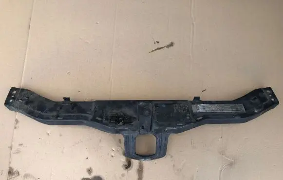Mercedes-Benz C W202 Top upper radiator support slam panel