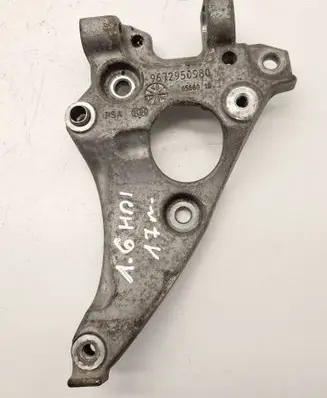 Peugeot 2008 I Engine mounting bracket 9672950980 6566019