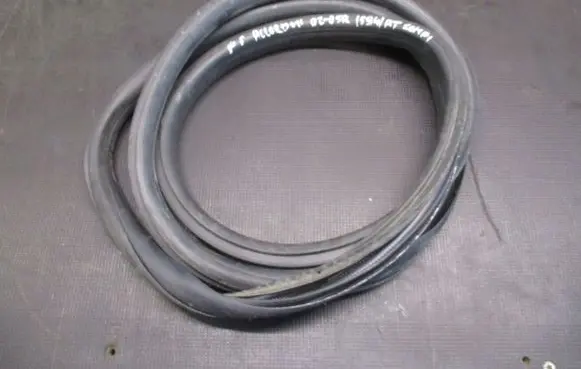 Honda Accord Rubber seal loading door 