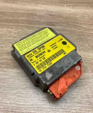 Mitsubishi Carisma Airbag control unit/module MR309212 0285001232 WITHPLUG