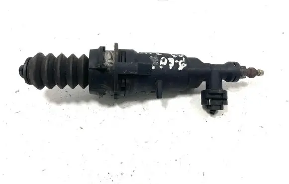 Peugeot 607 Clutch slave cylinder 