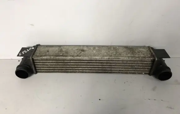 BMW 5 E39 Intercooler radiator 2247359