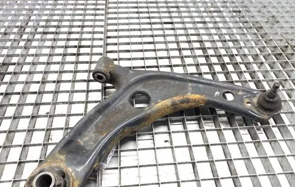 Toyota Yaris Front control arm 