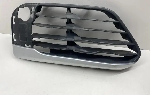 BMW X1 F48 F49 Front bumper lower grill 51117354777 7354777