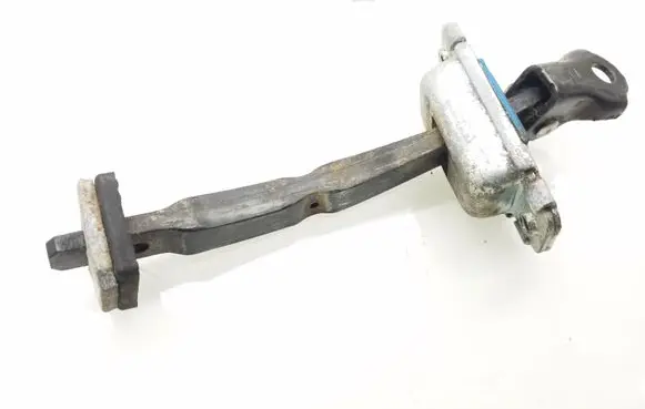 Hyundai Santa Fe Rear door check strap stopper