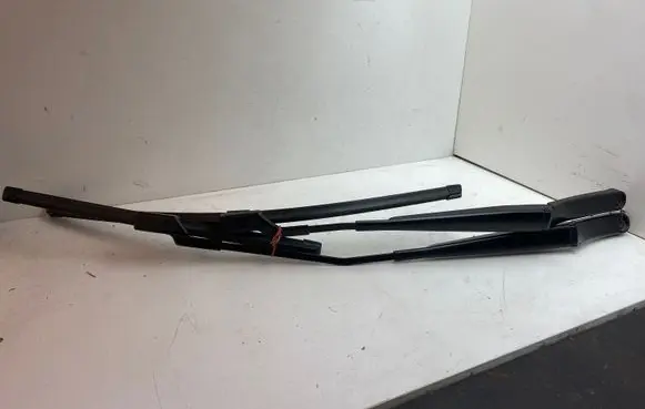 Seat Ibiza IV (6J,6P) Windshield/front glass wiper blade 6J1955409 6J1955410