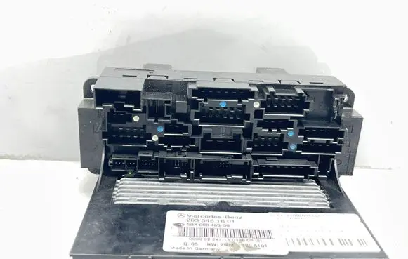 Mercedes-Benz C W203 Fuse box set 2035451601 5DK00848550