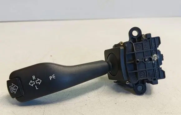 BMW X5 E53 Indicator stalk 8363668
