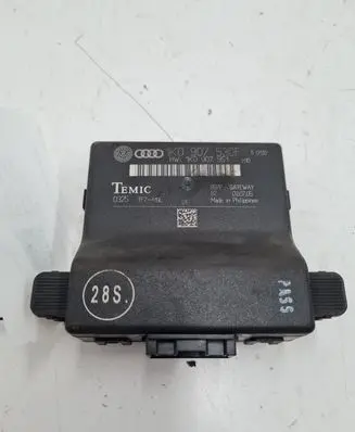 Audi A3 S3 8P Gateway control module 1K0907530F