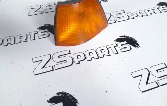 BMW 3 E36 Front indicator light 1387043