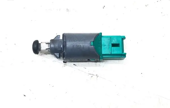 Renault Megane III Brake pedal sensor switch 253250007R