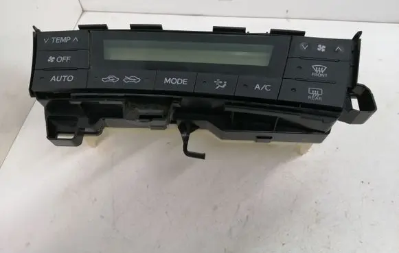Toyota Prius (XW30) Climate control unit 5590047020 75D726 8238P0D