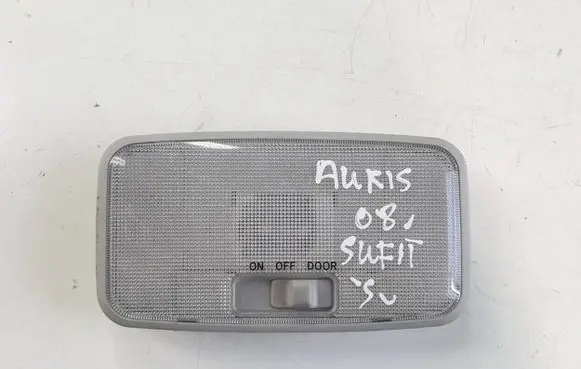 Toyota Auris 150 Rear seat light
