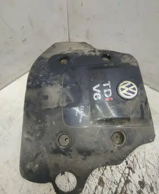 Volkswagen PASSAT B5.5 Engine cover (trim) 059103925C