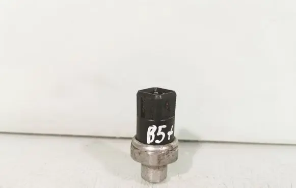 Air conditioning (A/C) pressure sensor