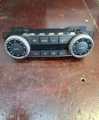 Mercedes-Benz C W204 Climate control unit 2049009104 HW2109 SW370903
